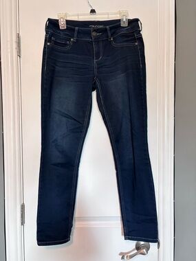 🔥SALE Maurices Dark Wash Women’s Stretch Jeans - Black Blue Size Medium Short